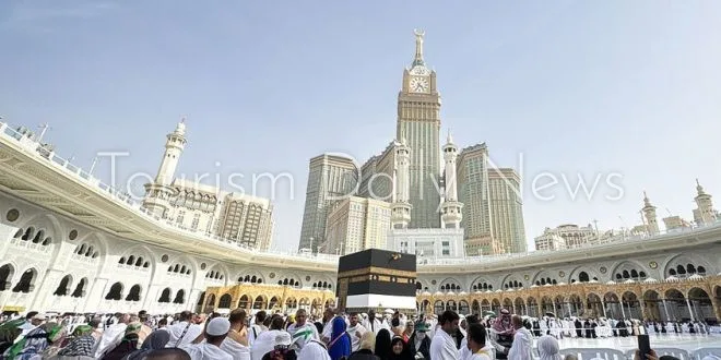 ولي العهد السعودي يصل إلى منى لمتابعة تنظيم موسم الحج ولي العهد السعودي يصل إلى منى لمتابعة تنظيم موسم الحج