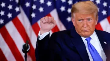 وول ستريت جورنال: ترامب أخبر مساعديه البارزين بموافقته على استهداف إيران.