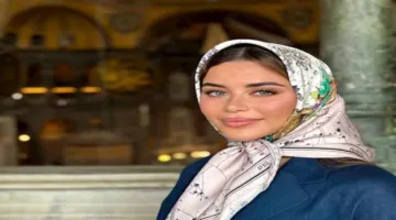 يارا السكري ترتدي الحجاب.. والجمهور: ‘أيقونة جمال المحجبات’