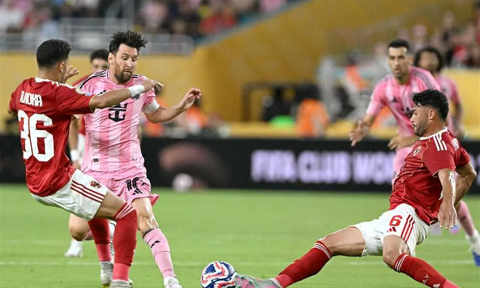 ياسر إبراهيم يروي تفاصيل مشادته مع ميسي ويطلب من جمهور الأهلي شيئاً خاصاً ياسر إبراهيم يروي تفاصيل مشادته مع ميسي ويطلب من جمهور الأهلي شيئاً خاصاً