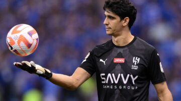 ياسين بونو يتحدى قبل اللقاء مع ريال مدريد: نحن الهلال.