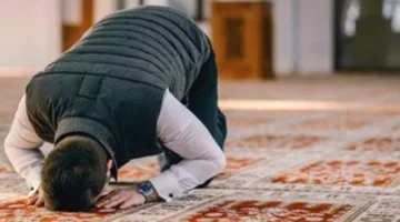 يجهر بالصلاة نتيجة الوسواس القهري .. ما هو الحكم؟