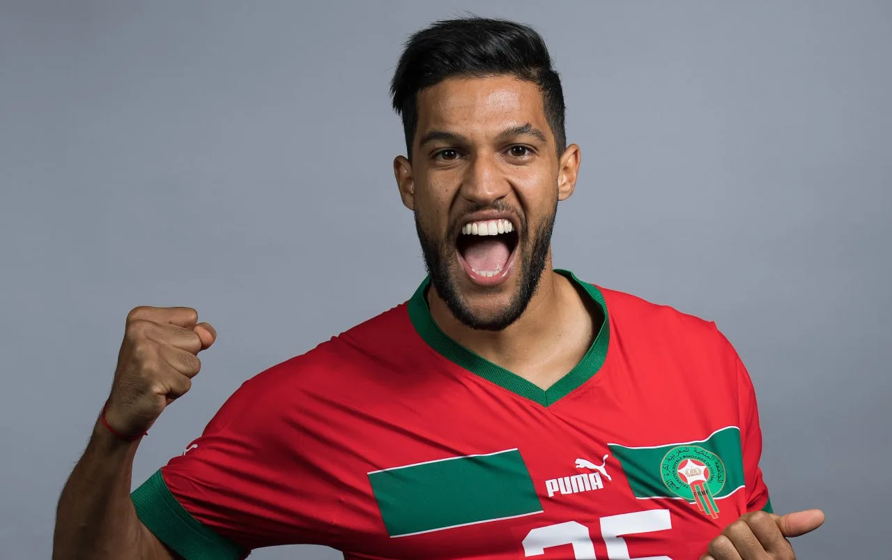 يحيى عطية الله يقدم التهنئة لأولمبيك آسفي بعد الفوز بكأس العرش.