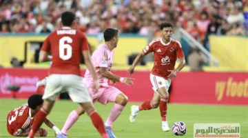 «يضع نفسه في المقدمة».. أحمد بلال يهاجم لاعب الأهلي.