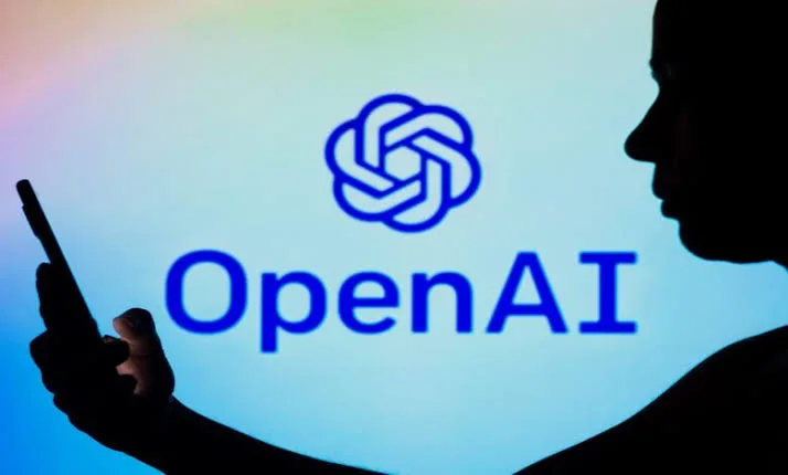يقظة في مجال الذكاء الاصطناعي: Open AI تُطور تقنيات وهواتف متطورة عالمياً