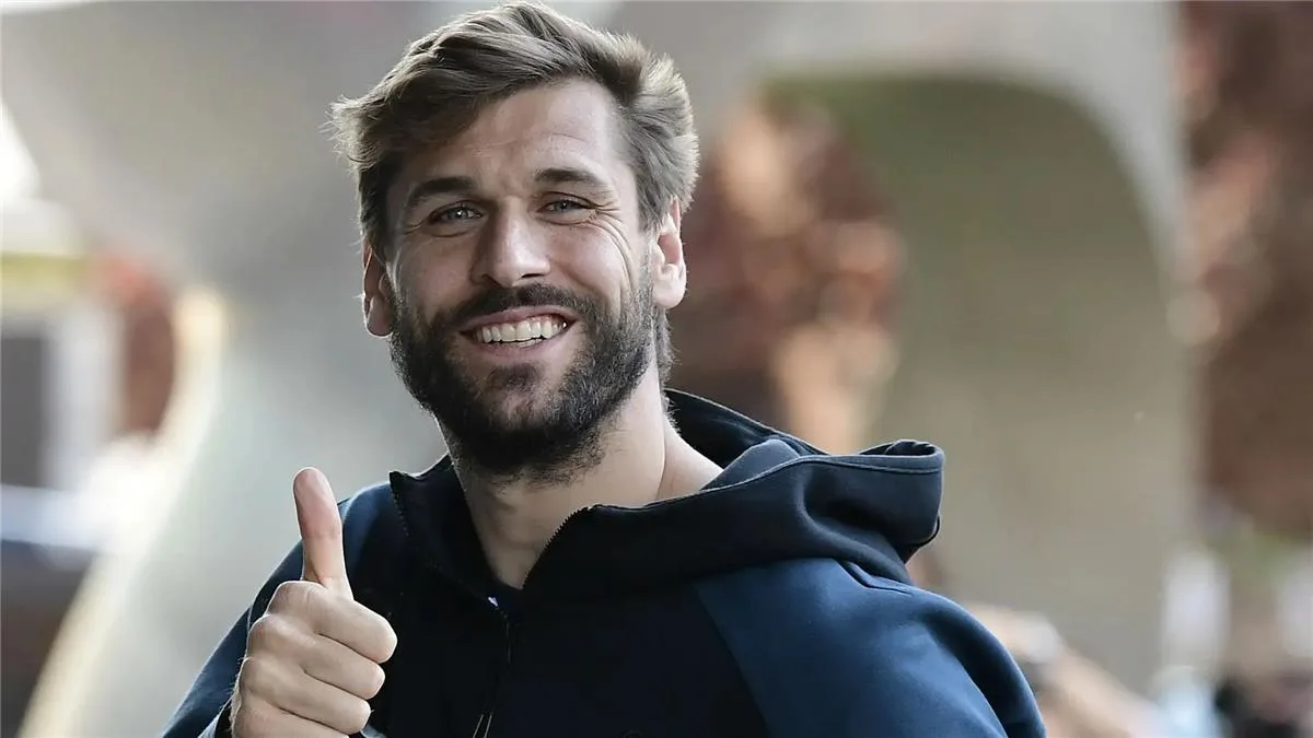يورينتي يحدد المرشح الأبرز للتتويج بكأس العالم للأندية ويستعرض فرص الأهلي أمام بورتو