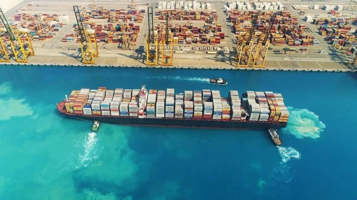 زيادة سنوية بنسبة 203% في فائض الميزان التجاري غير النفطي بين السعودية ودول الخليج خلال أبريل زيادة سنوية بنسبة 203% في فائض الميزان التجاري غير النفطي بين السعودية ودول الخليج خلال أبريل