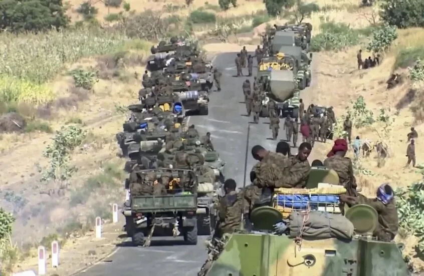 إثيوبيا تُكذب نقل قواتها العسكرية إلى الحدود مع السودان إثيوبيا تُكذب نقل قواتها العسكرية إلى الحدود مع السودان