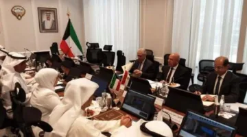 وزير الصناعة والنقل يجري مجموعة من الاجتماعات البارزة مع وزراء الأشغال العامة والنقل.