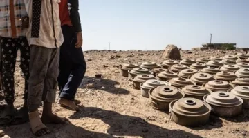 107 يمنيين سقطوا بين قتيل وجريح جراء الألغام الحوثية في النصف الأول من 2025.