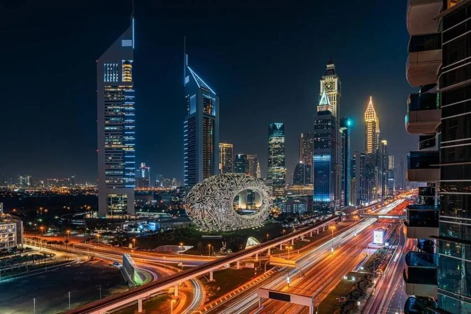 13.5 مليار درهم استثمار الإمارات في مجال الذكاء الاصطناعي