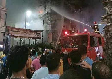 إخماد حريق صغير بالقرب من مزلقان الرحمانية في نجع حمادي إخماد حريق صغير بالقرب من مزلقان الرحمانية في نجع حمادي