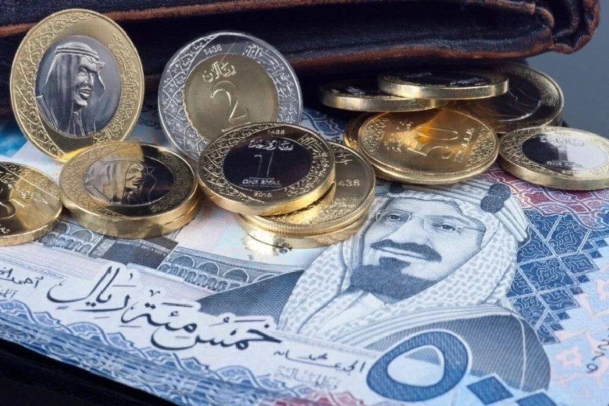 <strong>الريال السعودي </strong>