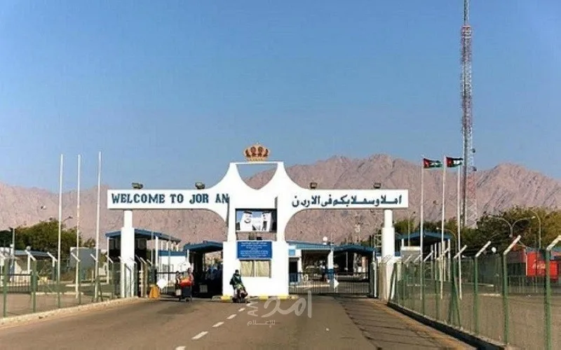 التميمي: الجانب الأردني تعهد بتقديم حل نهائي لأزمة العالقين على جسر الملك حسين التميمي: الجانب الأردني تعهد بتقديم حل نهائي لأزمة العالقين على جسر الملك حسين