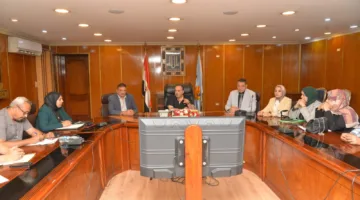 محافظ أسيوط يراقب التحضيرات لتنفيذ مبادرة “سكن كريم” في قرى “حياة كريمة”