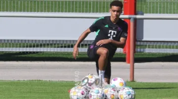 بايرن ميونيخ يعلن عن إصابة موسيالا وابتعاده عن الملاعب لفترة ممتدة.