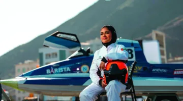علياء عبدالسلام: إماراتية تتخطى الحدود في منافسات «الفورمولا 4»