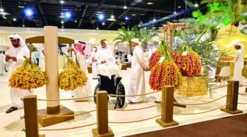 «نخلة البيت» تحمي «دبي للرطب» وسط إقبال غير متوقع