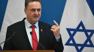 وزير الدفاع الإسرائيلي: سنستمر في استهداف قوات النظام السوري ولن نترك دروز السويداء.