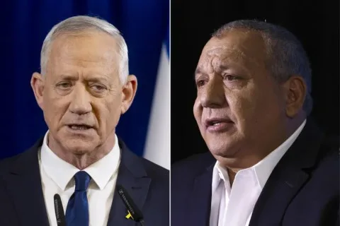 زلزال سياسي في إسرائيل: أيزنكوت يقرر الانسحاب فجأة من حزب “غانتس” والسبب في تقرير صحيفة عبرية زلزال سياسي في إسرائيل: أيزنكوت يقرر الانسحاب فجأة من حزب “غانتس” والسبب في تقرير صحيفة عبرية