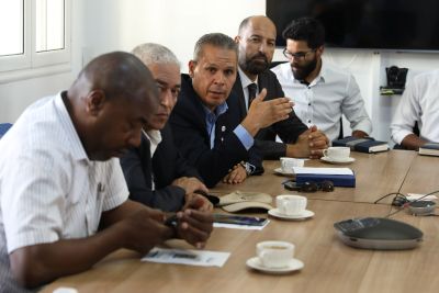 نائبة المبعوثة الأممية ستيفاني خوري تلتقي ممثلي عدد من النقابات التجارية والصناعية في ليبيا، الأحد 29 يونيو 2025 (البعثة الأممية)