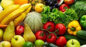 أسعار العنب الأحمر والخضروات والفواكه اليوم الثلاثاء 1/7/2025