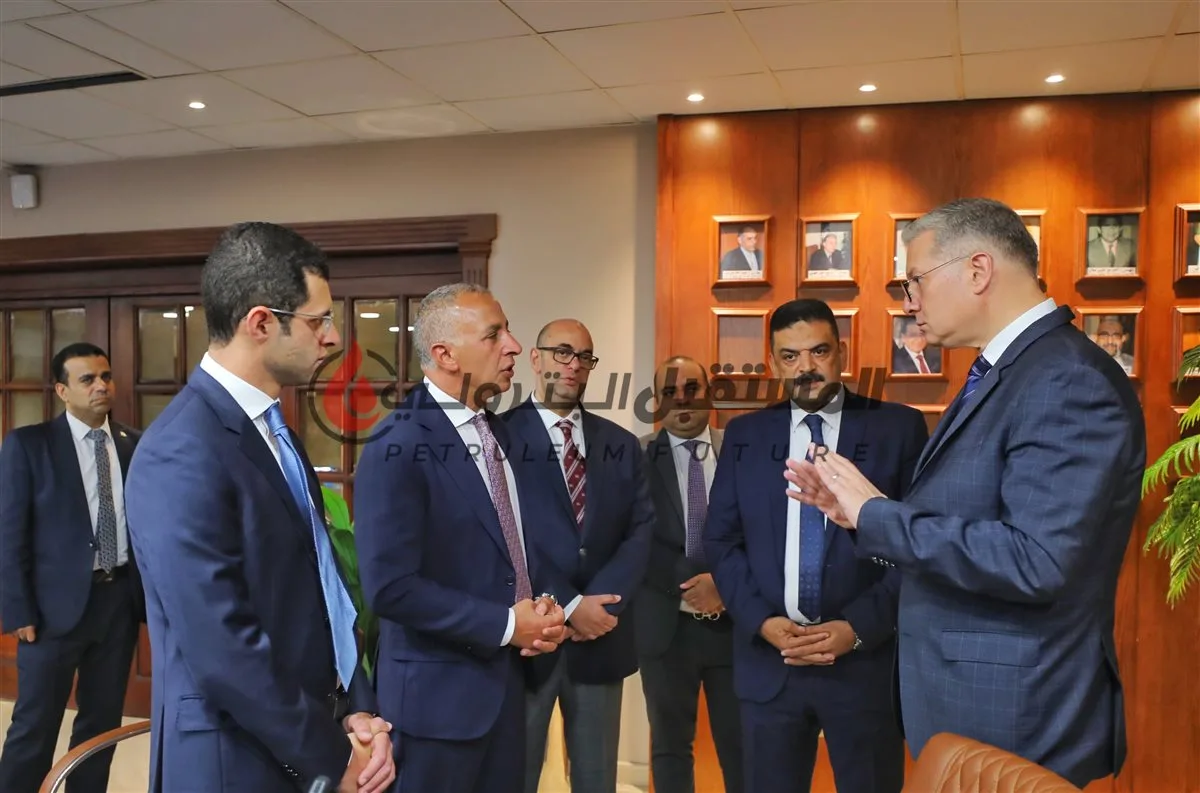 بدوي: اتفاق لفتح فرص جديدة للاستثمار في مجال التعدين وزيادة القيمة المضافة للموارد الطبيعية بدوي: اتفاق لفتح فرص جديدة للاستثمار في مجال التعدين وزيادة القيمة المضافة للموارد الطبيعية