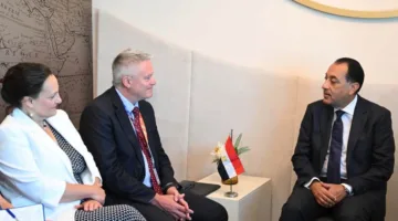 رئيس الحكومة يجتمع بالأمين العام لمنظمة التعاون والتنمية الاقتصادية (OECD)