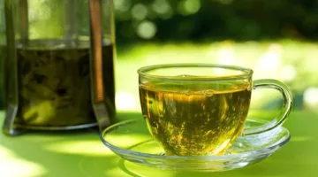 فوائد مدهشة للشاي الأخضر لصحة الكبد
