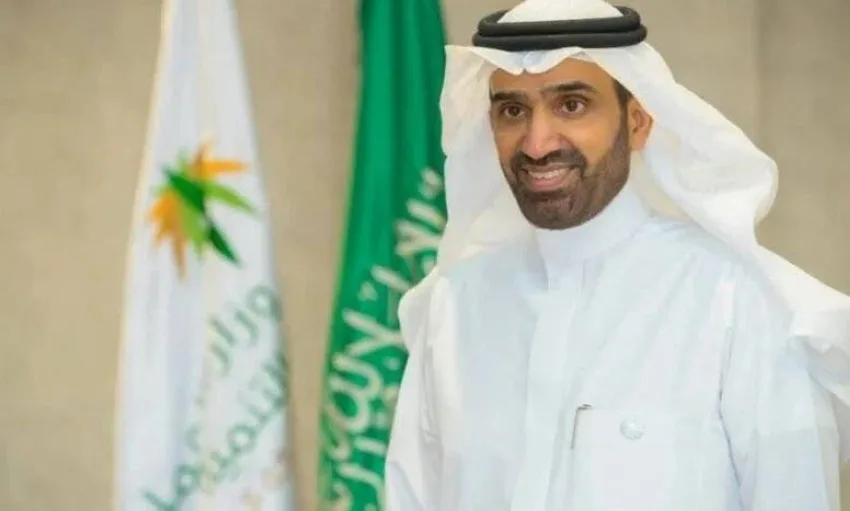 وزير الموارد البشرية: مساهمة إمارة منطقة تبوك في تمكين الشباب تعزز التطور الاجتماعي