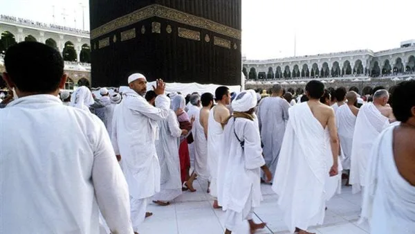انطلاق موسم العمرة الجديد رسميًا بعد موافقة وزارة السياحة على القواعد التنظيمية