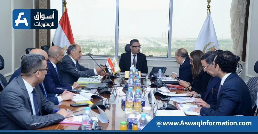 وزير التموين يراقب توافر المنتجات في منافذ ومخازن “المصرية لتجارة الجملة”