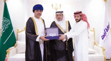 القنصل العماني يستعرض فرص الاستثمار في منطقة عسير