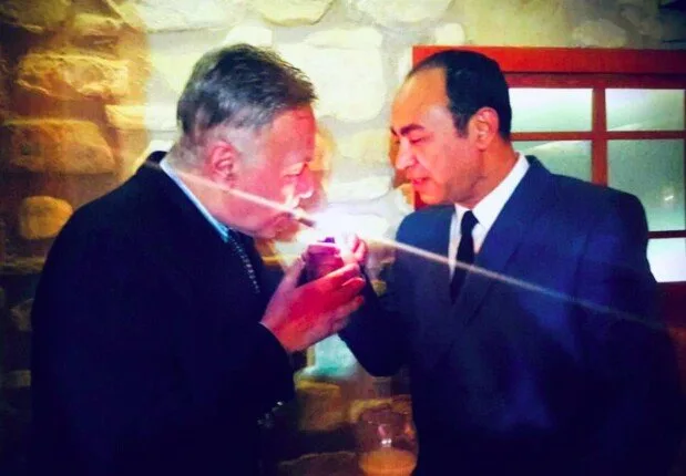 المخرج عمرو عابدين يخلد ذكرى رحيل عزت أبو عوف