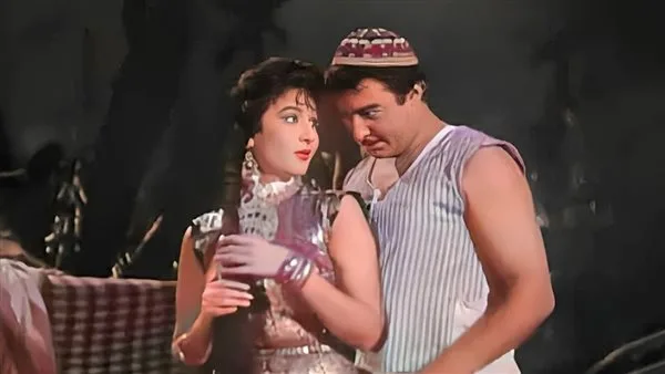 68 عاماً على فيلم “تمر حنة”: مستوحى من أحداث واقعية وأدى إلى انفصال نعيمة عاكف