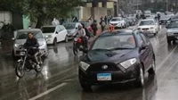 هطول غزير للأمطار في شوارع مصر الجديدة