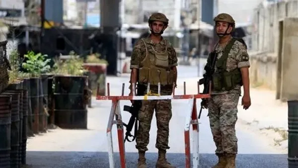 الجيش ينبه وسائل الإعلام: الالتزام بالدقة في تغطية أخبار الحدود وتفادي ما يمكن أن يؤدي إلى توتر داخلي! الجيش ينبه وسائل الإعلام: الالتزام بالدقة في تغطية أخبار الحدود وتفادي ما يمكن أن يؤدي إلى توتر داخلي!