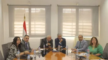 وزير السياحة والآثار يجتمع بمحافظ الوادي الجديد لتعزيز التعاون وتنشيط القطاع السياحي
