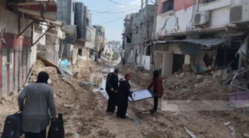 الاحتلال يستمر في تدمير المنازل في مخيمي طولكرم ونور شمس مع استمرار العدوان لليوم السادس والخمسين.