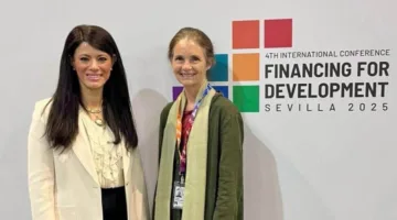 وزيرة التخطيط تتناول مستجدات العلاقات المشتركة مع الأمين العام لمؤتمر الأمم المتحدة للتجارة والتنمية ومدير مبادرة أكسفورد للفقر والتنمية البشرية.