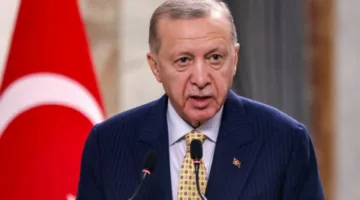 غضب في تركيا إثر كاريكاتير اعتُبر مسيئاً للنبي محمد بعد مواجهات تلت اعتقال رسام الكاريكاتير وصحافيين.. وأردوغان يصف إساءة مجلة تركية للقيم الدينية بأنها “استفزاز رخيص”.