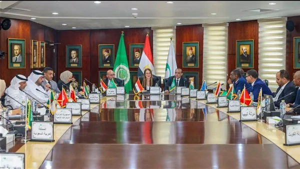 رئيسة البريد المصري تقود اجتماع الدورة 47 للجنة العربية الدائمة للبريد رئيسة البريد المصري تقود اجتماع الدورة 47 للجنة العربية الدائمة للبريد