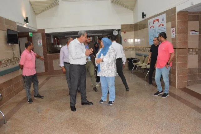 محافظ الغربية يزور مستشفى ومحطة مياه في محلة مرحوم