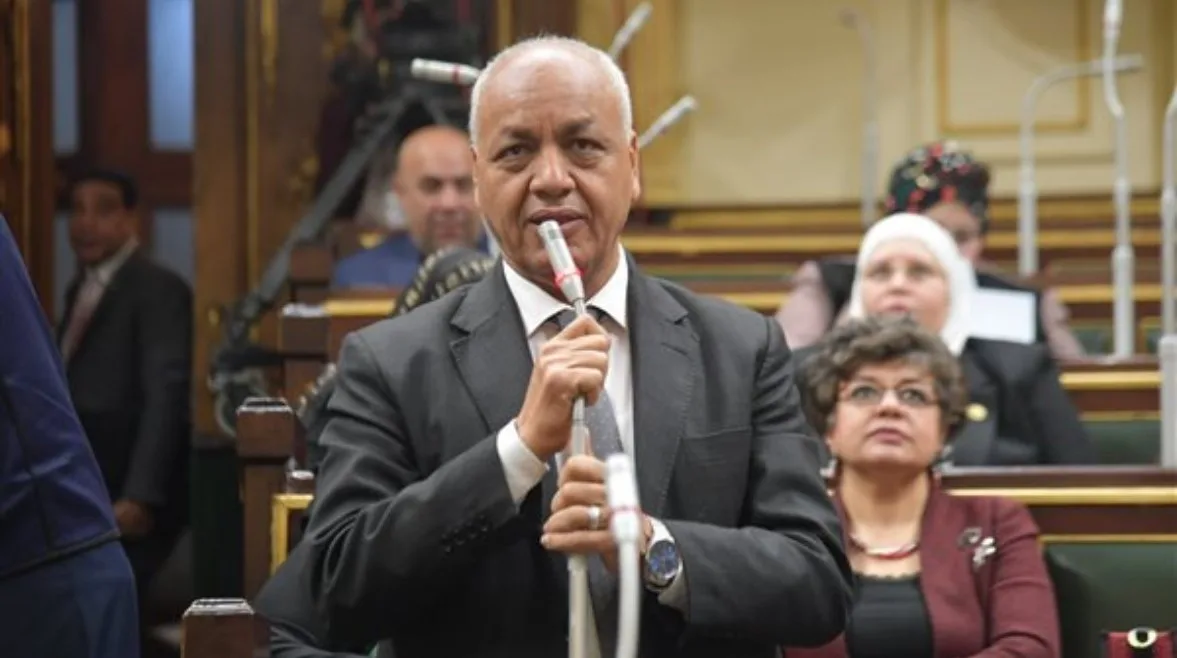 بكري: رفض النواب لقانون الإيجار القديم يُعتبر “سحب ثقة” من الحكومة بكري: رفض النواب لقانون الإيجار القديم يُعتبر “سحب ثقة” من الحكومة