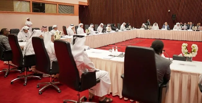 وزير الصحة ي inaugurates the first forum on organizing healthcare in the private health sector.