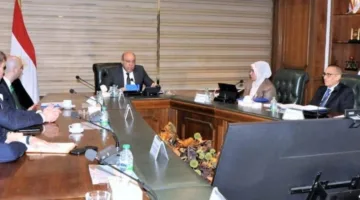 وزير الطيران المدني يجتمع مع وفد من المنظمة الدولية للهجرة (IOM) لمناقشة سبل التعاون