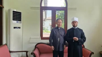 أسقف مانيلا يستقبل وزير الشؤون الدينية