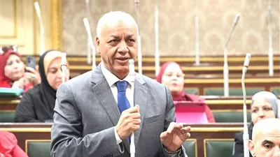 مصطفى بكري: إن الرفض الجماعي لـ”قانون الإيجار القديم” اليوم يُعتبر بمثابة سحب الثقة من الحكومة. مصطفى بكري: إن الرفض الجماعي لـ”قانون الإيجار القديم” اليوم يُعتبر بمثابة سحب الثقة من الحكومة.