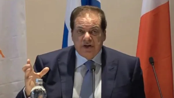 أبو العينين: يتعين على إسرائيل الموافقة على حل الدولتين لتحقيق السلام أبو العينين: يتعين على إسرائيل الموافقة على حل الدولتين لتحقيق السلام