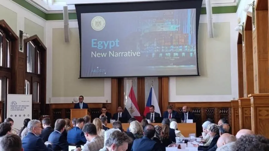 وزير الاستثمار والتجارة الخارجية يشارك في فعاليات منتدى الأعمال بين مصر وجمهورية التشيك